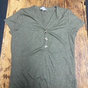 green tshirt